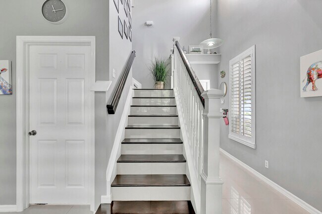 Building Photo - 9205 Villa Palma Ln