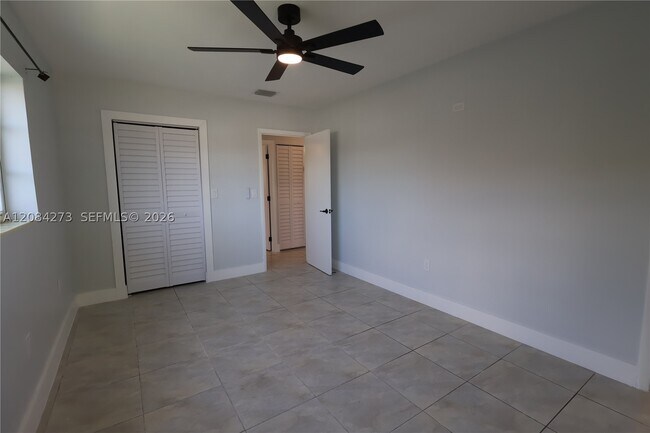 Building Photo - 3610 SW 106th Ave