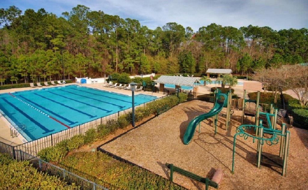 King & Bear Pickle Lap Pool - 100 Laterra Links Cir