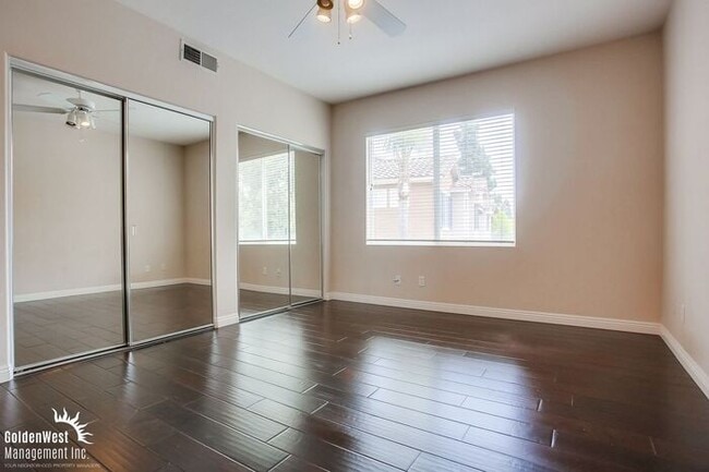 Building Photo - Exceptional 2Bdm 2.5Ba Home in the Palermo...
