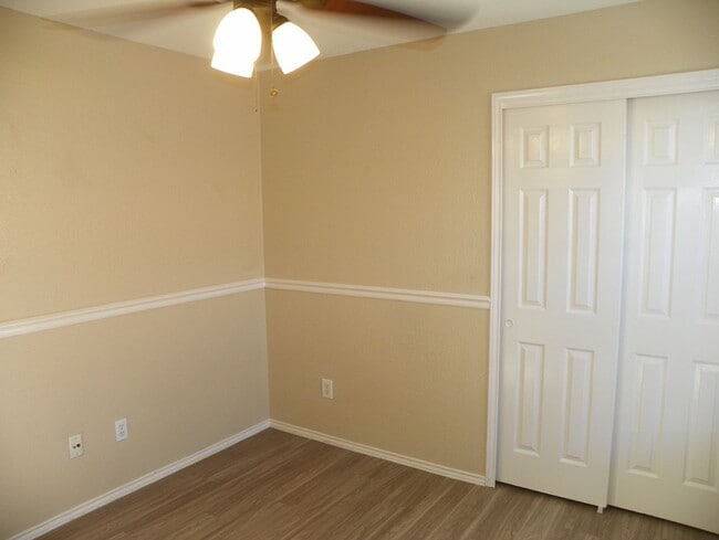 Building Photo - Welcome to this charming Centex home locat...