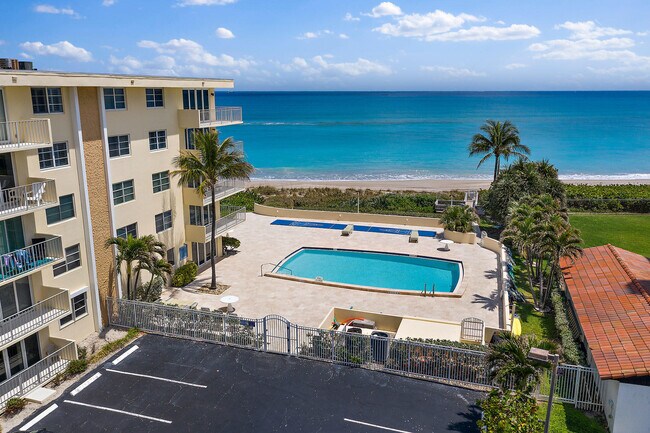 Building Photo - 630 Ocean Dr