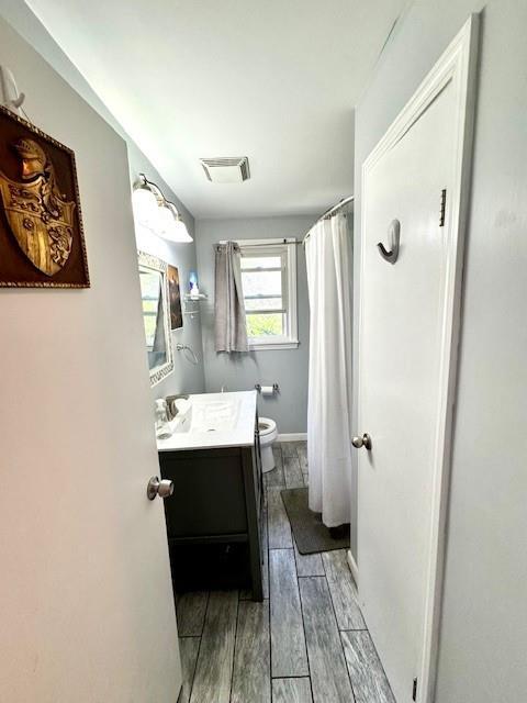 Building Photo - 15 Evelyn Dr