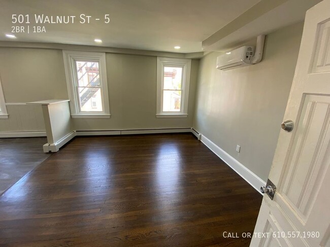 Building Photo - 501 Walnut St