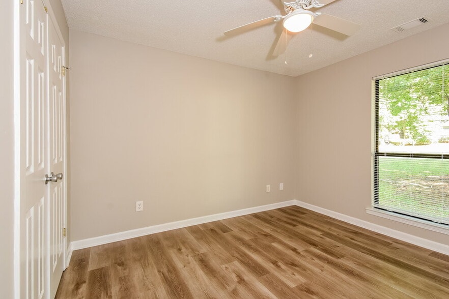 Building Photo - 2735 Trotters Walk Trail