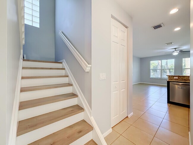 Building Photo - 57 Atwell Dr