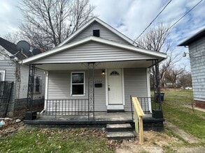 Building Photo - 2347 Rosedale Ave
