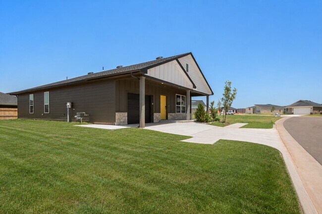 Building Photo - 4105 NW 180th St