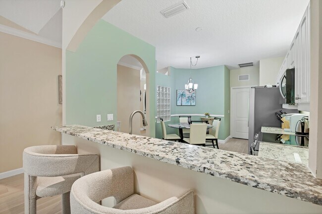 Building Photo - 796 Tartan Dr