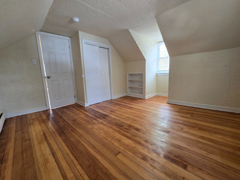 Building Photo - 6012 Mann Ave