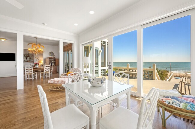 Building Photo - 886 Debordieu Blvd