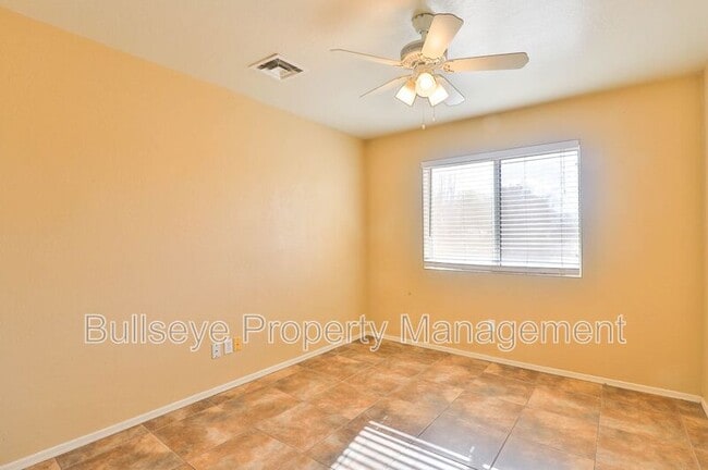 Building Photo - 21003 S 194th St