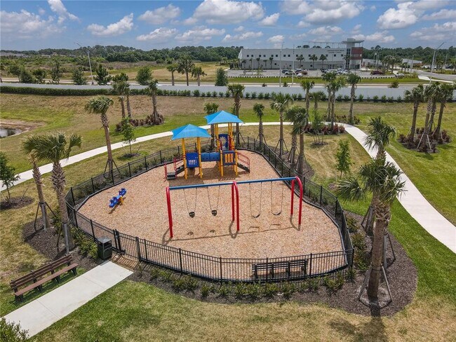 Building Photo - 15716 Barefoot Beach Dr