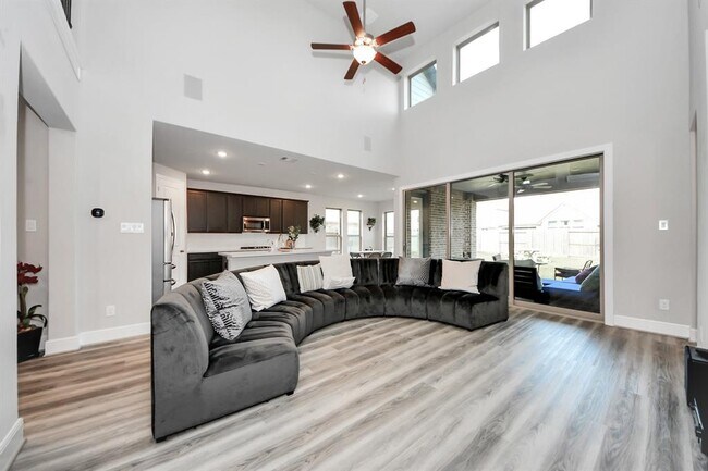Building Photo - 10514 Rigel Rdg Wy