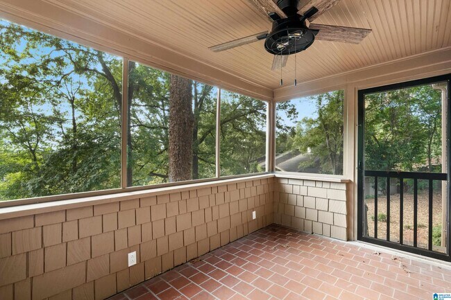 Building Photo - 1404 Morningside Dr