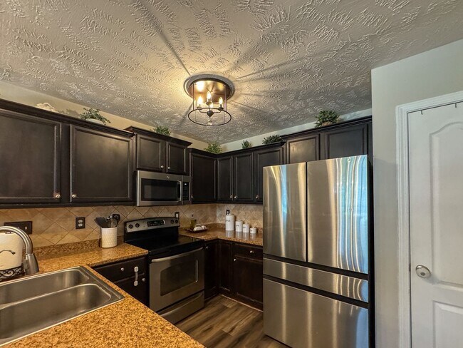 Building Photo - 192 Ivy Stone Dr