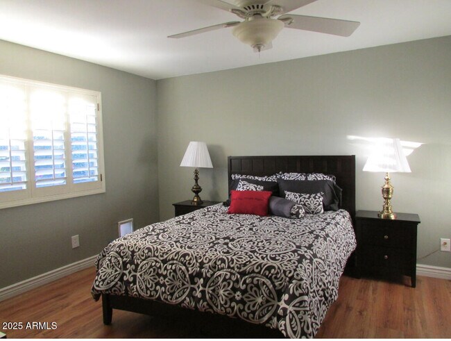 Building Photo - 9438 E Michigan Ave