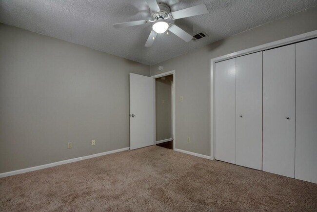 Building Photo - 9204 Sedgemoor Trail