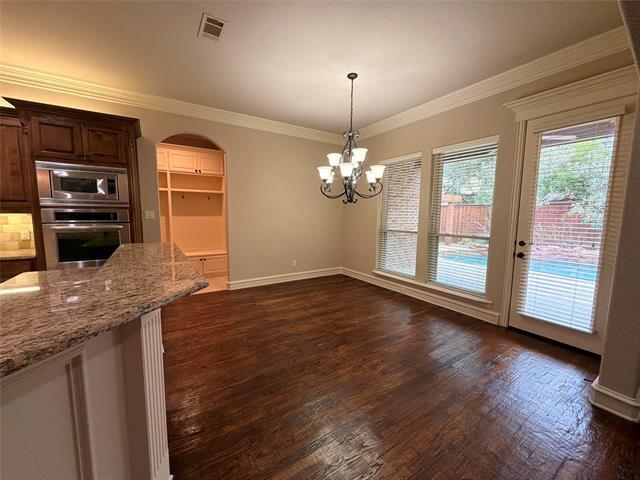 Building Photo - 8116 Canyon Oak Dr