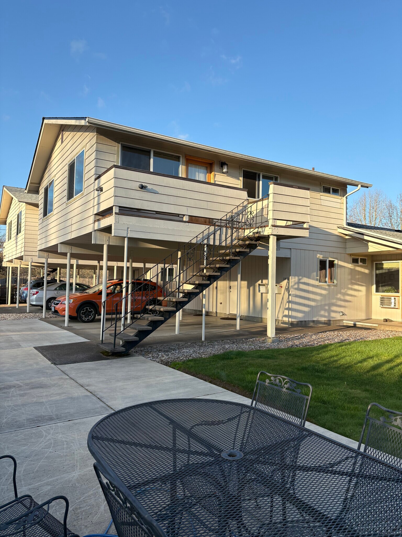 Building Photo - 1443 NW 20th St