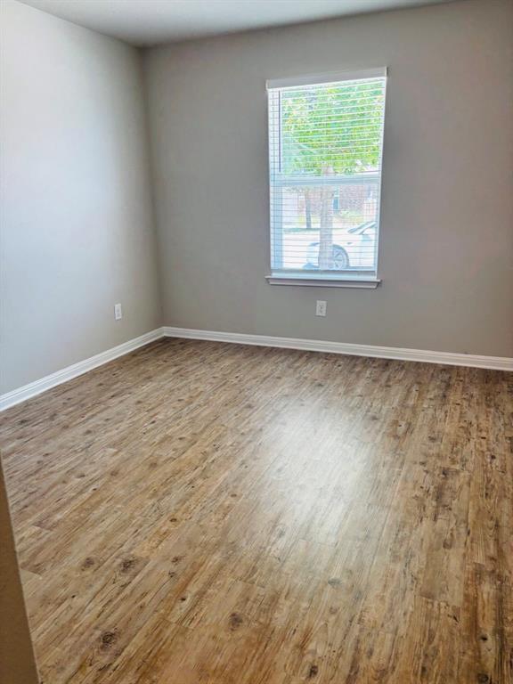 Building Photo - 1414 Walden Pond Dr