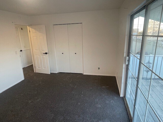 Building Photo - 221 E Nicoletti Dr