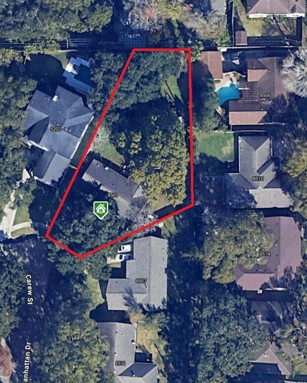 Building Photo - 8503 Manhattan Dr