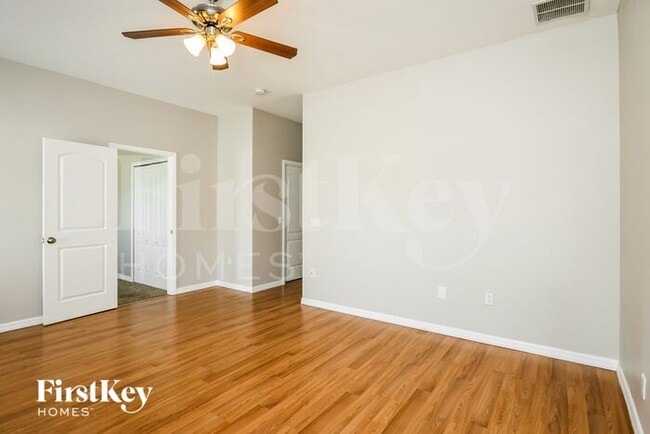 Building Photo - 763 Hacienda Cir