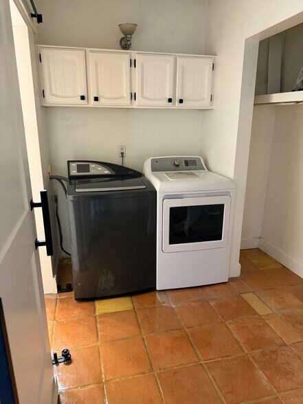 Washer and dryer - 349 E Thomas Rd