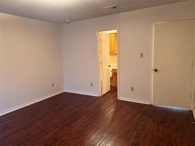 Building Photo - 3304 Scarlet Oak