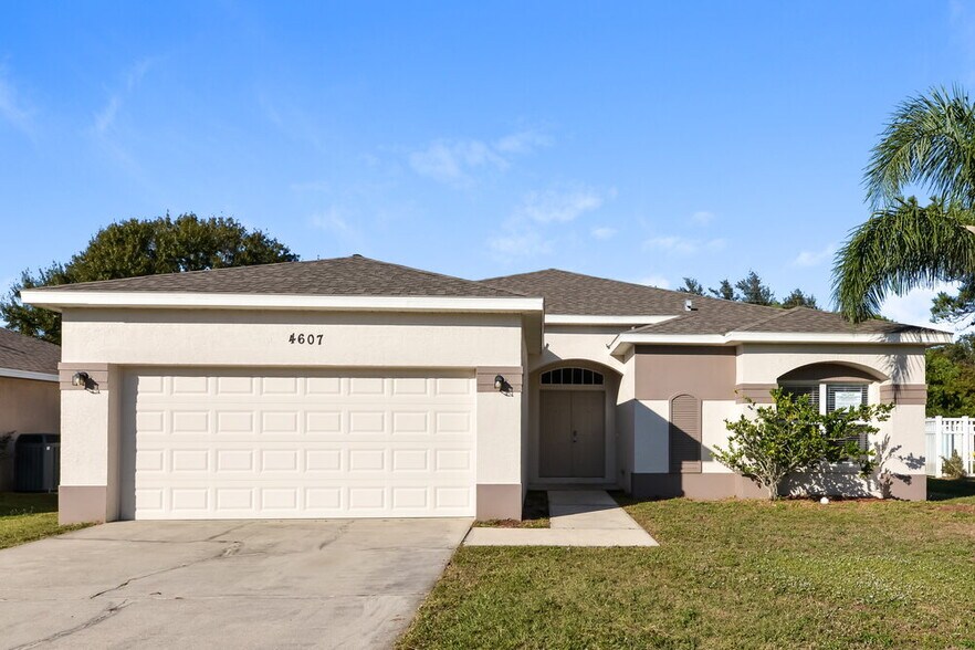 Primary Photo - 4607 9th Ave E