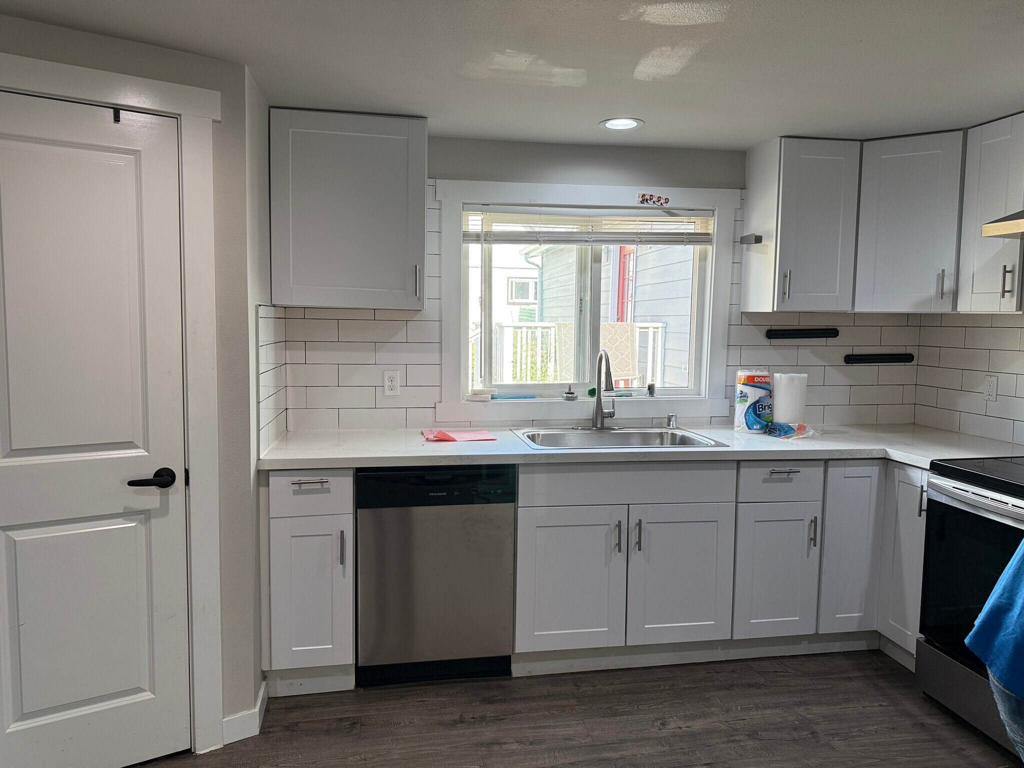Kitchen - 5501 108th Avenue Ct E