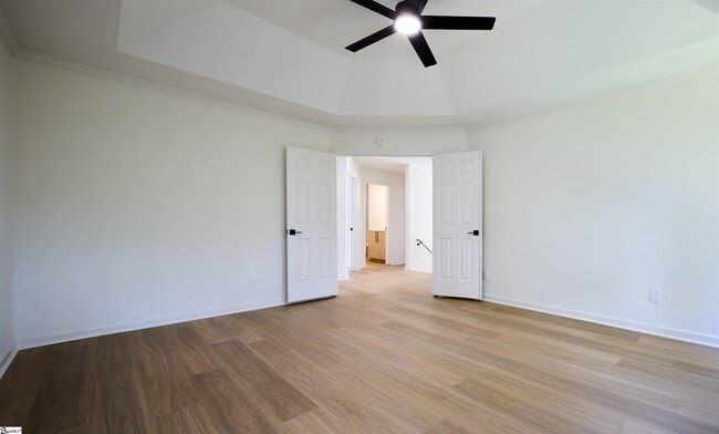Building Photo - 307 Woodruff Lake Way