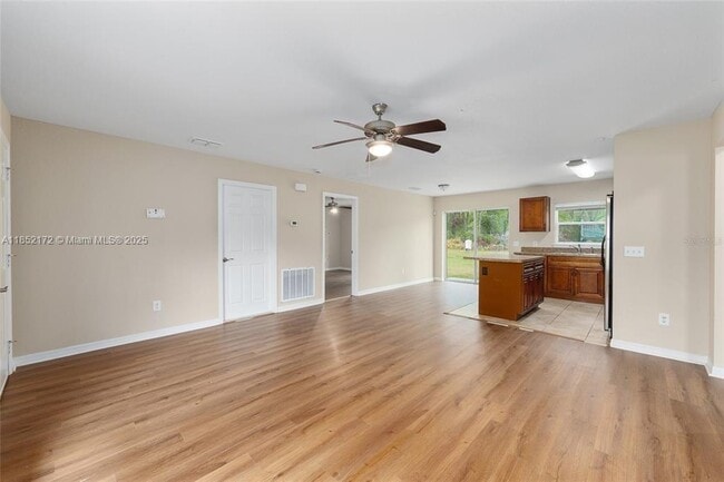 Building Photo - 6975 SE 124th Ln