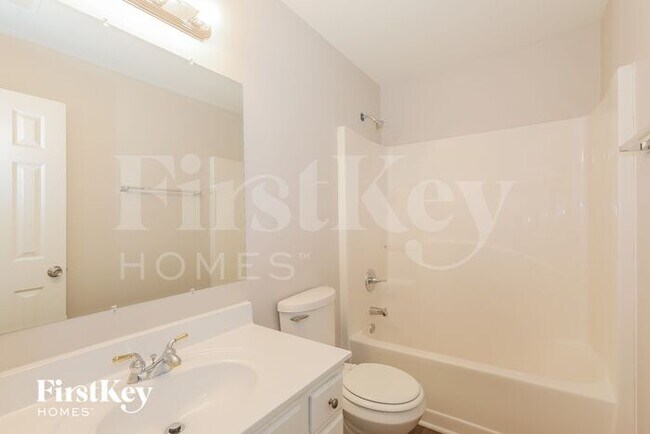 Building Photo - 3442 Sandwedge Ct