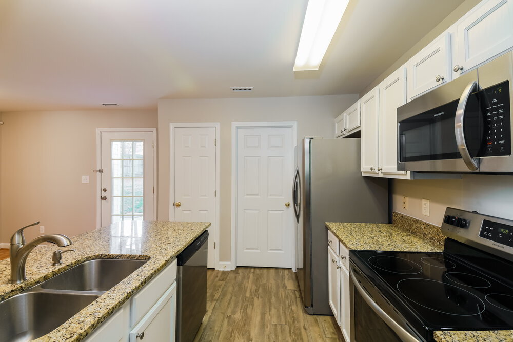 Building Photo - 3824 Lodgepole Ln