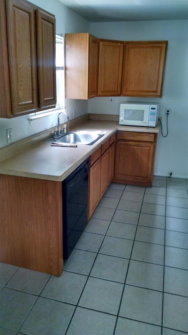 Building Photo - 1608 Liberty Ave