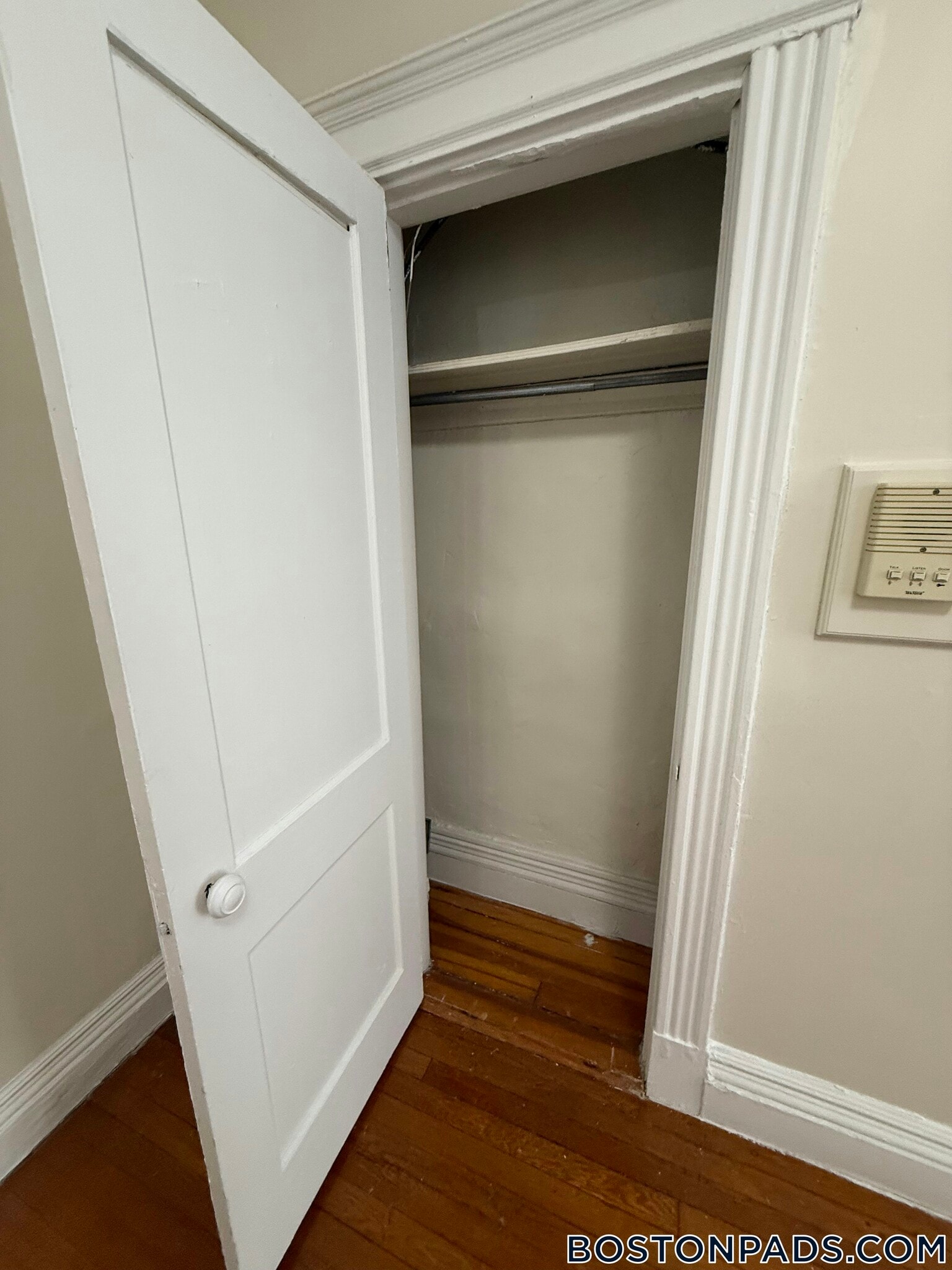 Building Photo - 103 Gordon St