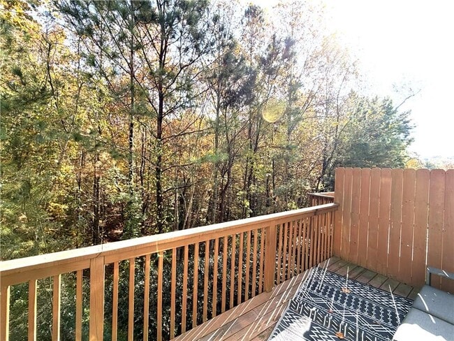 Building Photo - 3779 Chattahoochee Summit Dr SE