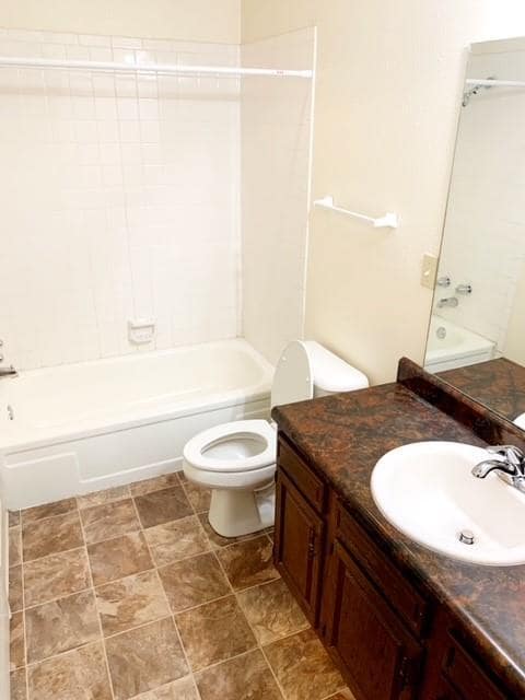 Building Photo - 1205 Henryetta St