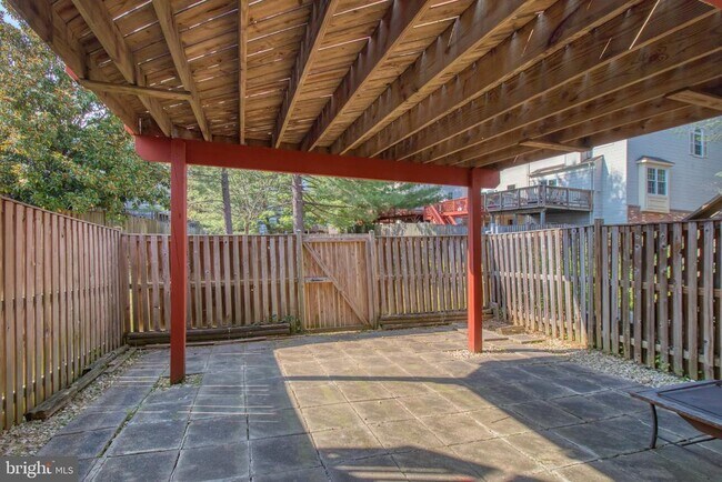 Building Photo - 3964 Rosebay Ct