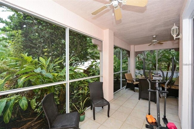 Building Photo - 4260 Central Sarasota Pkwy