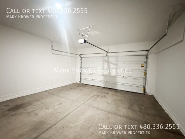 Building Photo - 17441 N 48th Ter