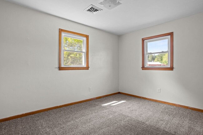 Building Photo - 6560 Benns Church Blvd