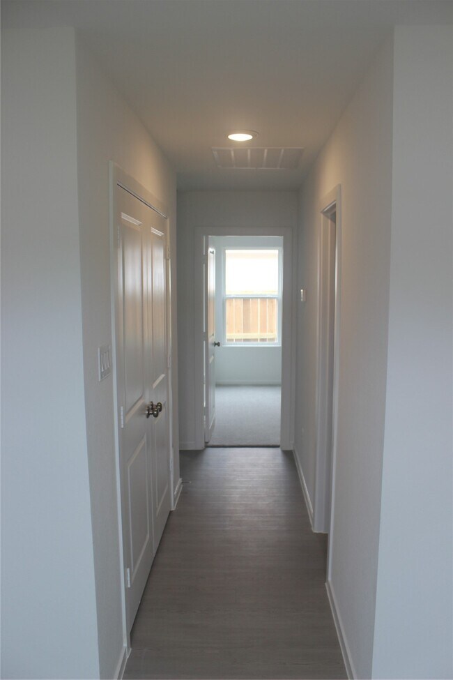 Building Photo - 3128 Twisted Myrtle Dr