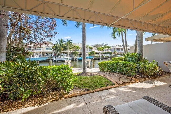Building Photo - 14394 Cypress Island Ct