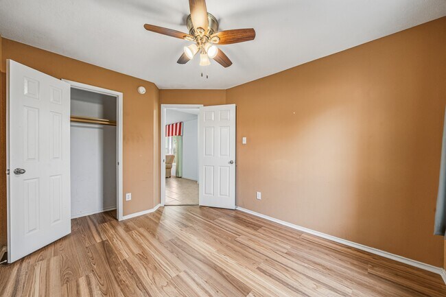 Building Photo - 22327 Albee Dr