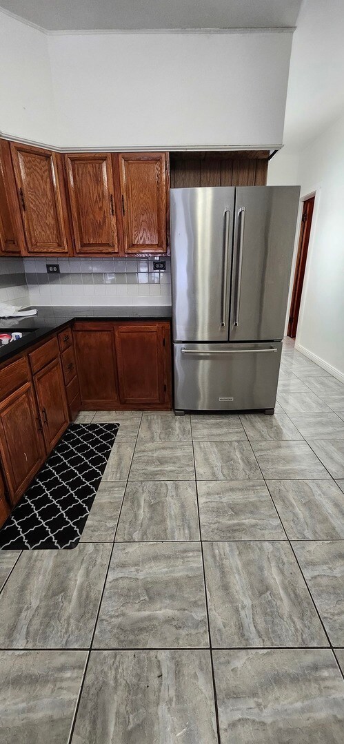 Building Photo - 4450 W Altgeld St