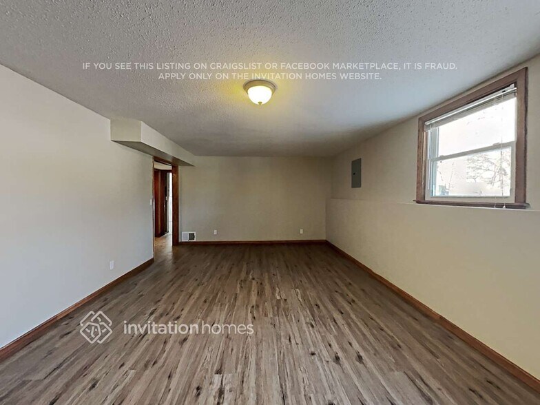 Building Photo - 10221 Mississippi Blvd