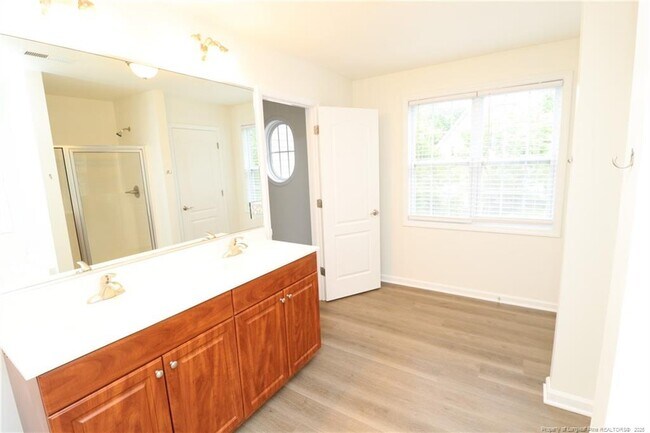 Building Photo - 125 Occidental Dr